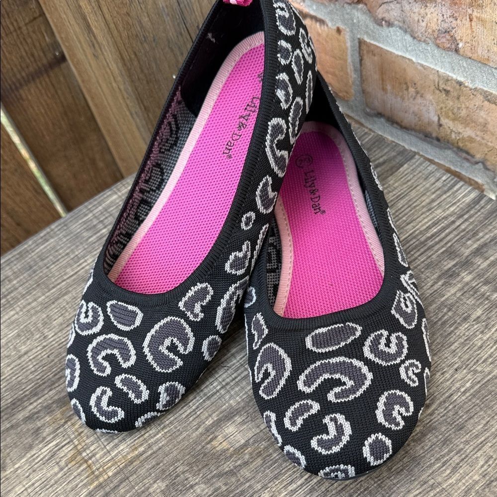 Lily & Dan Animal Print Black And Grey Recycled Ballet Flats size 2 / 3